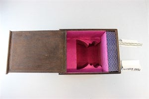 Image description is not available for DU1972.395a-c